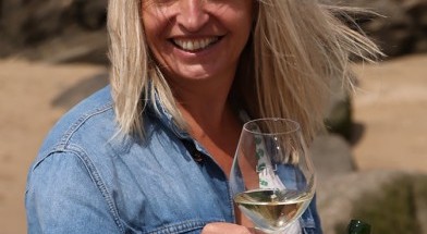 An Interview with Elly Owen – award-winning sommelier, educator and director image